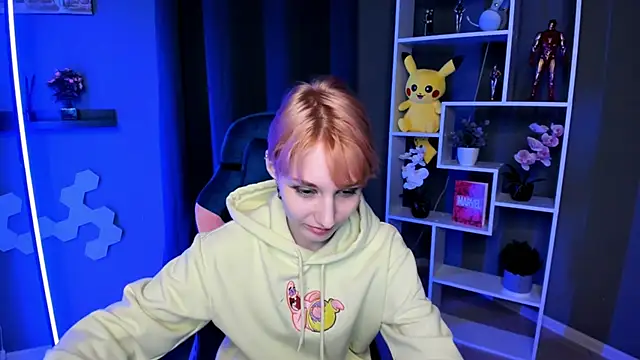 AlmeWood online show from 12/16/24, 10:50