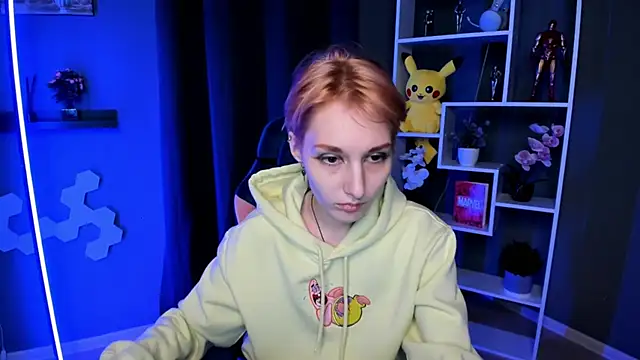 AlmeWood online show from 12/16/24, 01:54