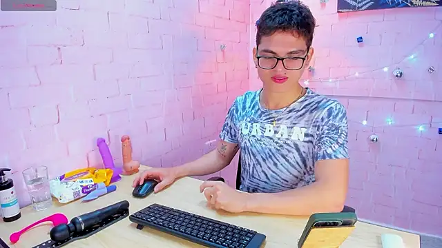 JACK BLOSSOM  online show from 12/19/24, 12:01