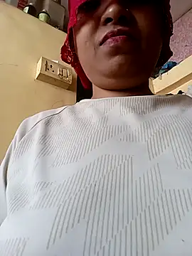 sunita-doll online show from 03/02/26, 08:43