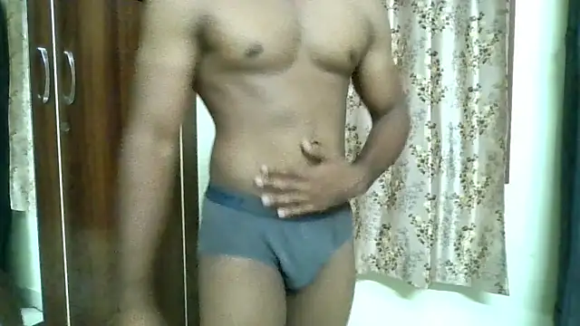 Snapshot of freaok_t chatting on 11/06/25, 08:37 freaok t online show from 11/06/25, 08:37