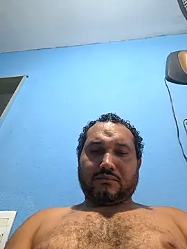 Snapshot of alexjs84 chatting on 11/21/25, 07:01 alexjs84 online show from 11/21/25, 07:01