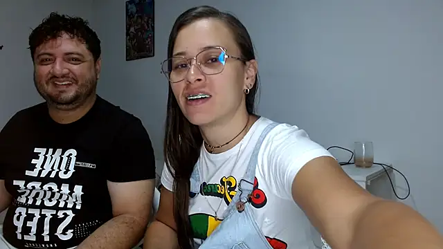 Snapshot of Paloma_Desire chatting on 03/20/25, 12:22 Paloma Desire online show from 03/20/25, 12:22