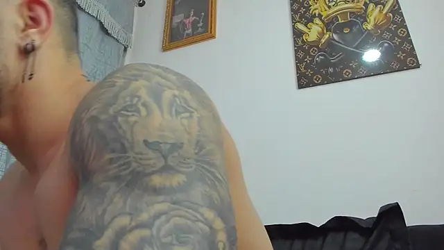 Snapshot of vincent_carusso94 chatting on 02/22/25, 08:07 vincent carusso94 online show from 02/22/25, 08:07