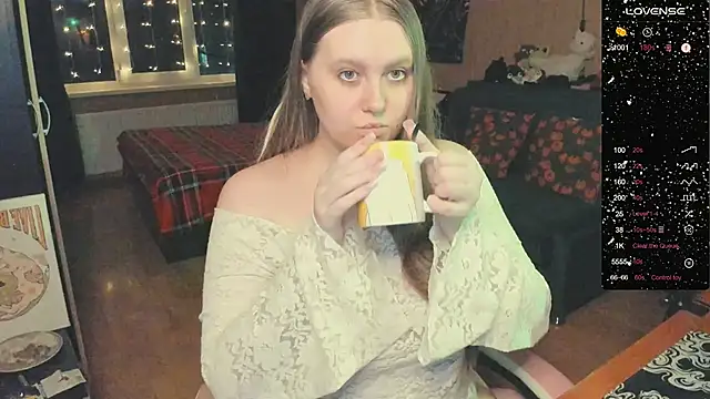 Alice Dreamgirl  online show from 12/19/25, 01:40