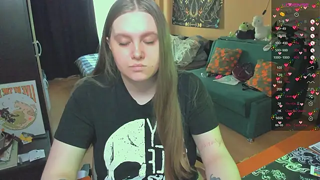 Alice Dreamgirl  online show from 03/21/26, 11:04