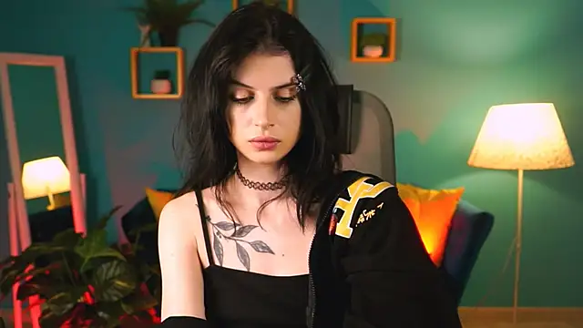 JadeCastle  online show from 04/18/26, 05:39