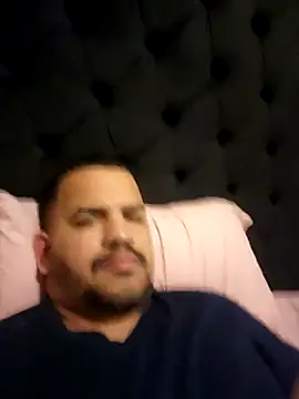 Snapshot of Latino2909 chatting on 01/04/25, 02:56 Latino2909 online show from 01/04/25, 02:56