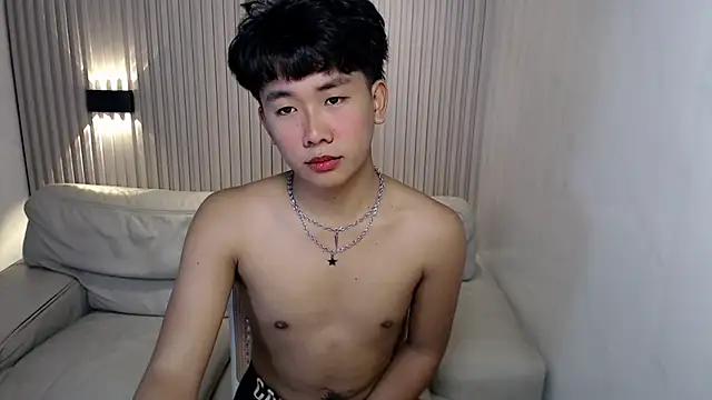 dangerzone0122 online show from 09/19/25, 05:02