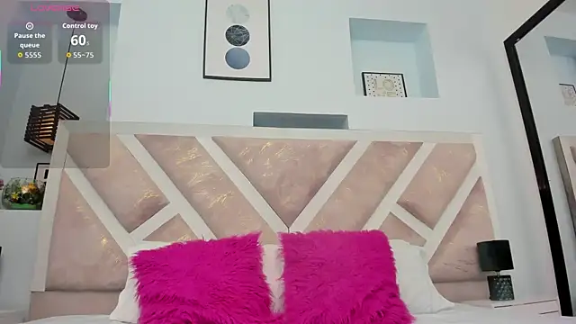 hotmature1 online show from 02/11/26, 12:32