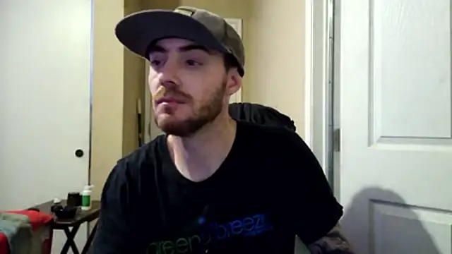 Huntzg23 online show from 04/19/26, 04:56