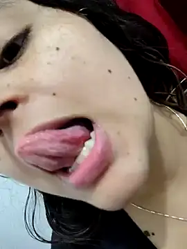 Miss balloonsmila online show from 12/29/24, 08:48