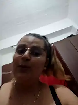 Miss balloonsmila online show from 01/11/25, 08:54