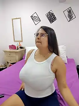 Miss balloonsmila online show from 02/07/25, 08:20