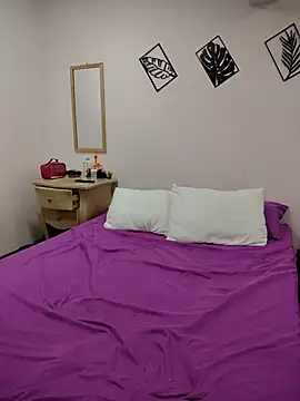 Miss balloonsmila online show from 02/19/25, 09:47