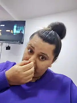 Miss balloonsmila online show from 12/03/25, 02:41