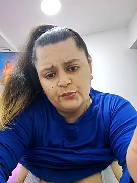 Miss balloonsmila online show from 12/20/25, 05:58