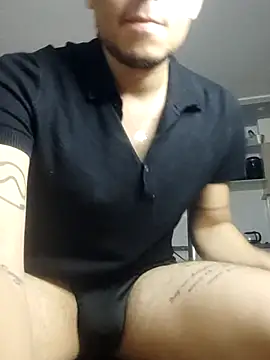 GamerQuinn online show from 12/29/24, 04:16