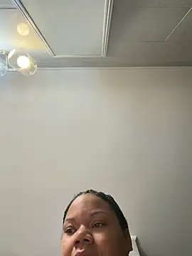 Snapshot of InterRacialFacial7296 chatting on 06/25/26, 01:15 InterRacialFacial7296 online show from 06/25/26, 01:15