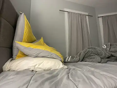 Snapshot of meunde19 chatting on 12/30/24, 05:37 meunde19 online show from 12/30/24, 05:37