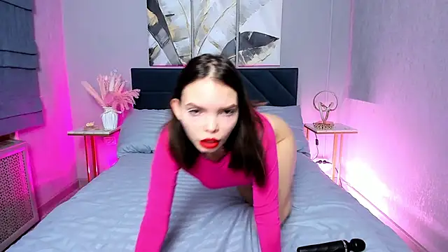 Curvy Dynamite  online show from 02/19/25, 01:08