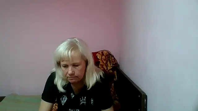 Snapshot of sakura_blonde chatting on 02/15/25, 02:33 sakura blonde online show from 02/15/25, 02:33