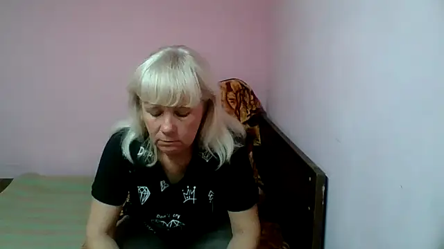 Snapshot of sakura_blonde chatting on 02/15/25, 06:01 sakura blonde online show from 02/15/25, 06:01