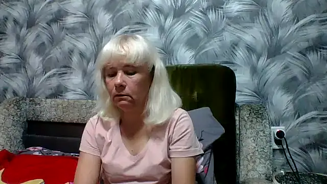 sakura blonde online show from 10/27/25, 05:22