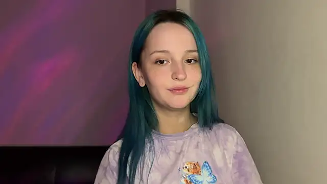 bumble bee online show from 01/04/25, 02:35