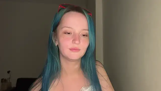 bumble bee online show from 01/08/25, 03:39