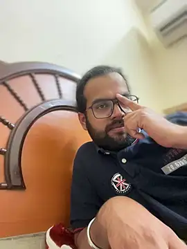 Arsh Loves Luv online show from 01/03/25, 06:14