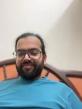 Arsh Loves Luv online show from 01/04/25, 09:41