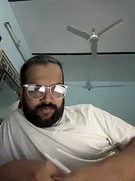 Arsh Loves Luv online show from 12/17/25, 11:00