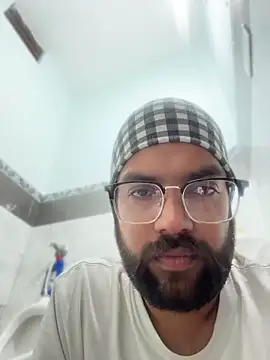 Arsh Loves Luv online show from 04/21/26, 01:50