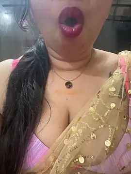 Snapshot of Akhi_Akshaya chatting on 12/29/24, 02:21 Akhi Akshaya online show from 12/29/24, 02:21