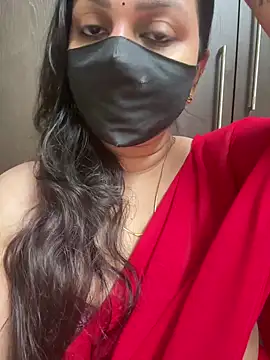 Snapshot of Akhi_Akshaya chatting on 03/07/25, 05:28 Akhi Akshaya online show from 03/07/25, 05:28