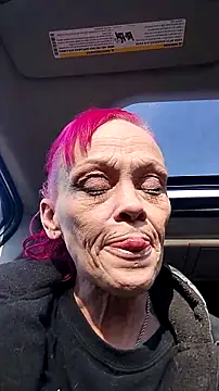 MommyMisfit online show from 12/20/25, 03:08