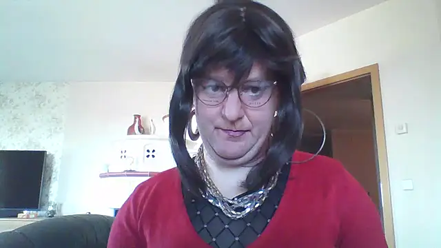 Snapshot of sexynadinets89 chatting on 03/13/26, 10:44 sexynadinets89 online show from 03/13/26, 10:44