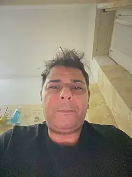 SecretlyDD online show from 03/18/25, 01:32