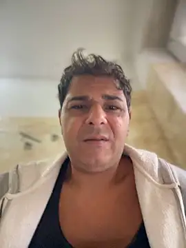 SecretlyDD online show from 10/17/25, 06:38