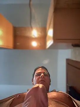 SecretlyDD online show from 12/01/25, 08:08