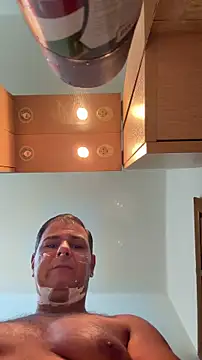 SecretlyDD online show from 02/05/26, 07:57