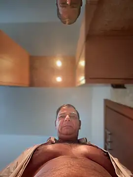 SecretlyDD online show from 02/06/26, 04:54