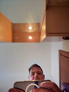 SecretlyDD online show from 03/26/26, 10:32