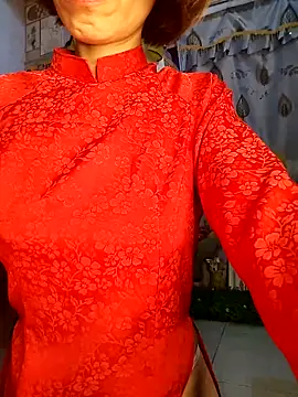 Lucy limon online show from 10/16/25, 08:04