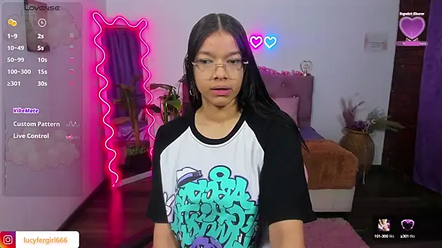 Snapshot of Emilly_tay chatting on 02/23/25, 11:55 Emilly tay online show from 02/23/25, 11:55