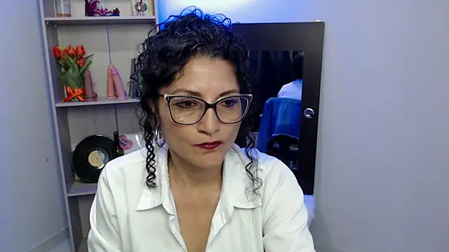 arianna ros3 online show from 02/01/25, 07:13