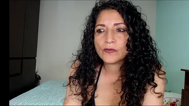 arianna ros3 online show from 10/29/25, 03:09