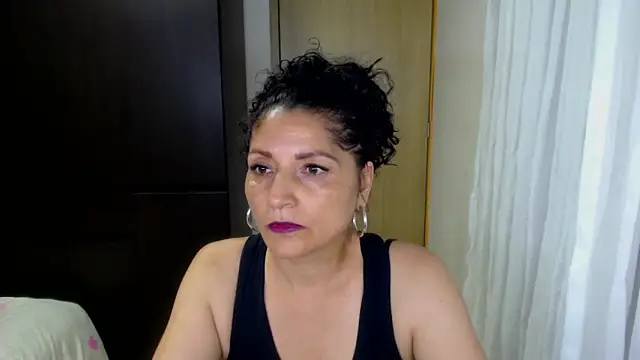 arianna ros3 online show from 04/08/26, 02:00