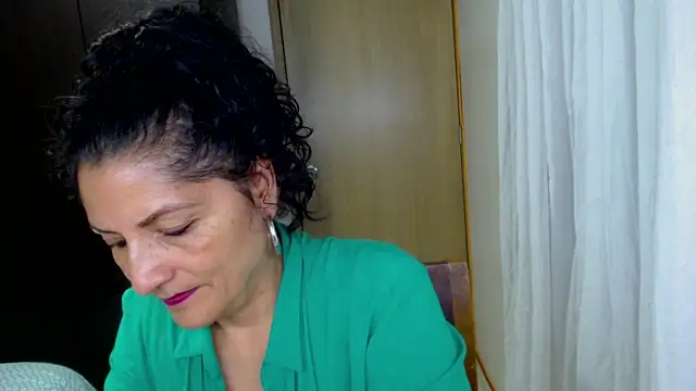 arianna ros3 online show from 05/14/26, 01:12